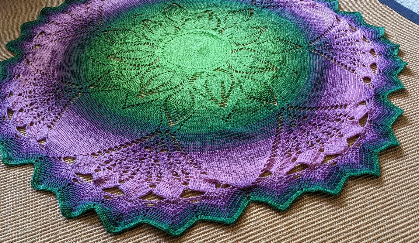 Häkelanleitung Decke Ipheion