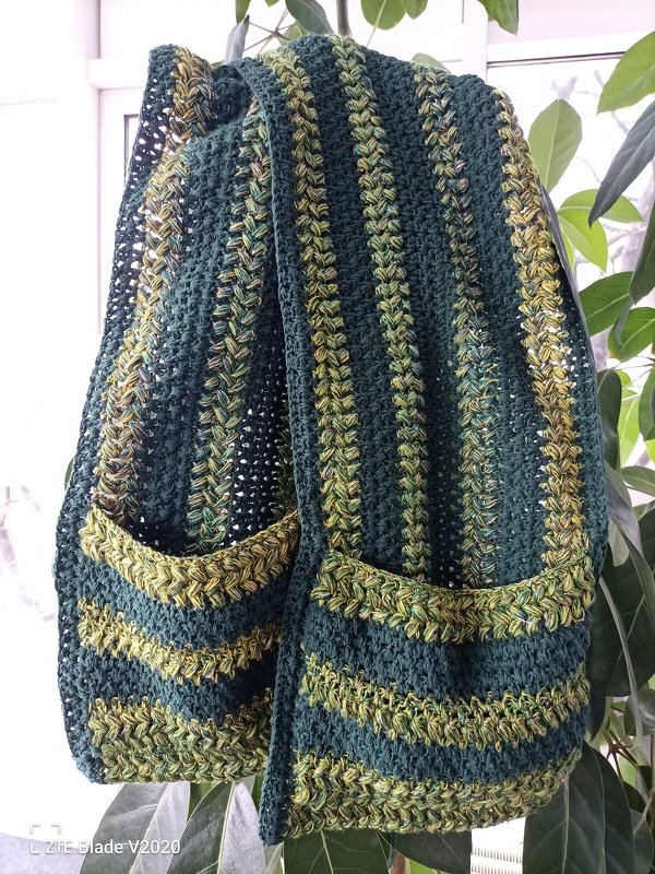 &quot;NIL&quot; Taschenschal Häkelanleitung