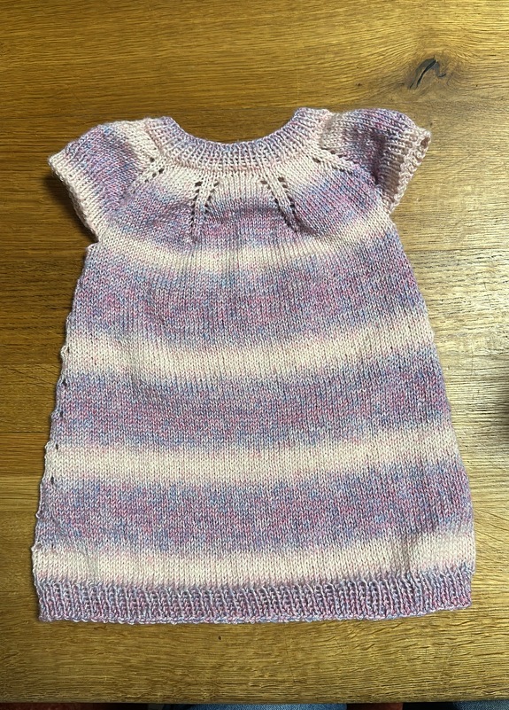 Strickanleitung JETTE - Babykleid und Kinderkleid in 6 Größen