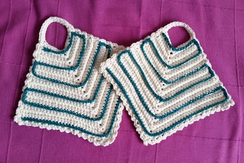 einfach zu häkeln, und wieder mal ein neues Set