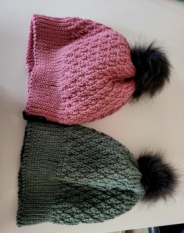 Warm beanie &quot;Flora&quot; en/de (sporty or slouchy, all sizes)