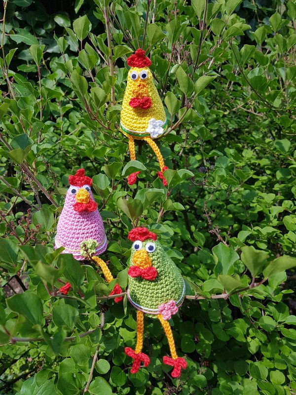 Edge stool and hanging decoration the chickens on the perch