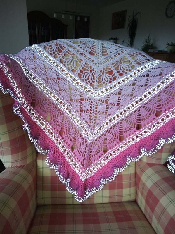 Big Blue Wonder - Häkeltuch