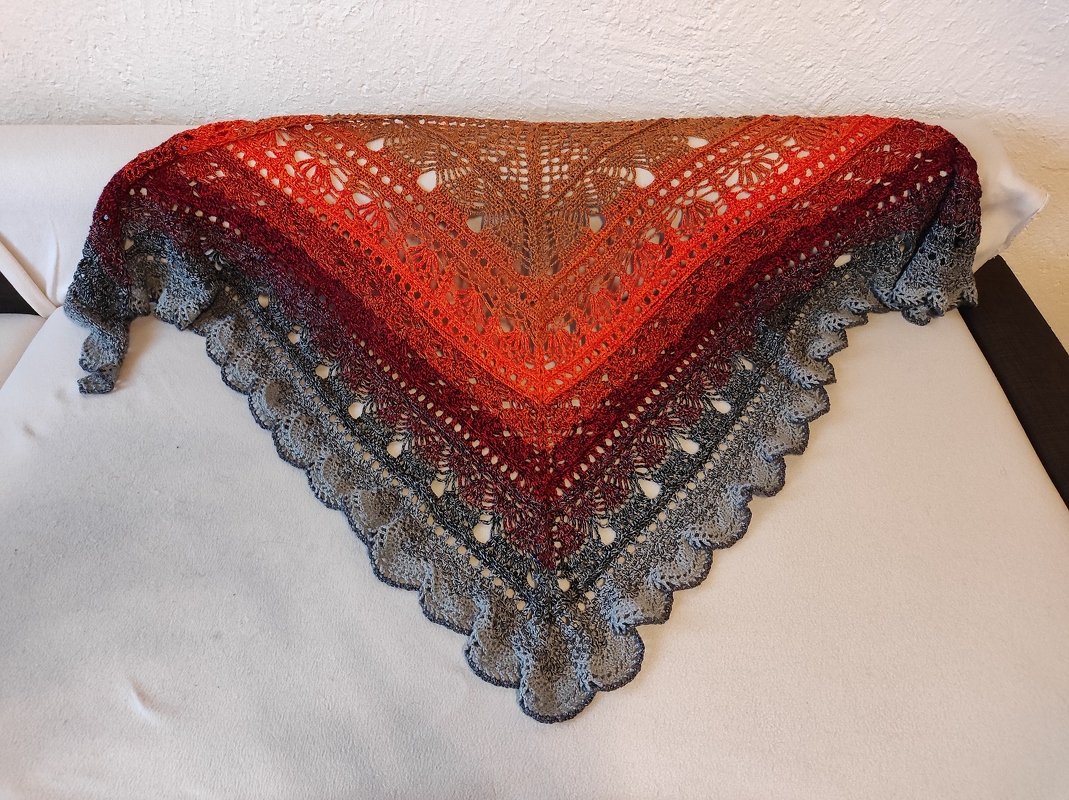 Big Blue Wonder - Häkeltuch