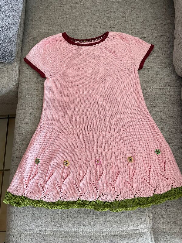 Strickanleitung: Kinderkleid Belina