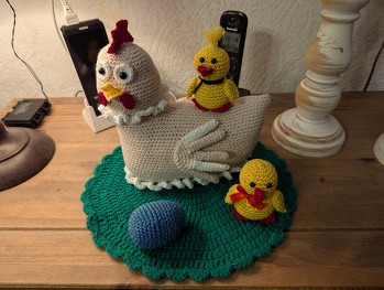 Super Beschreibung. Hat mir Spaß gemacht die Henne und ihre Küken nachzuarbeiten. Danke für die Anleitung.