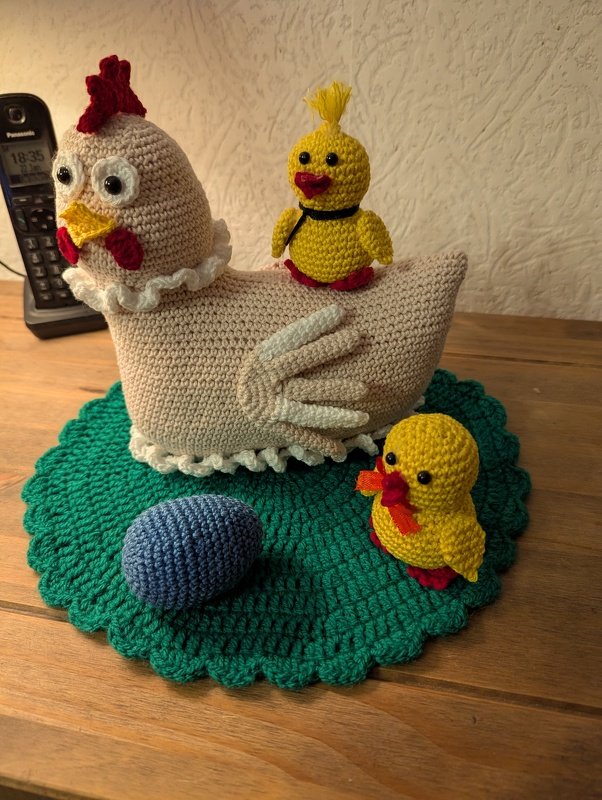 Häkelanleitung Die Henne Kluscha, Osterdeko