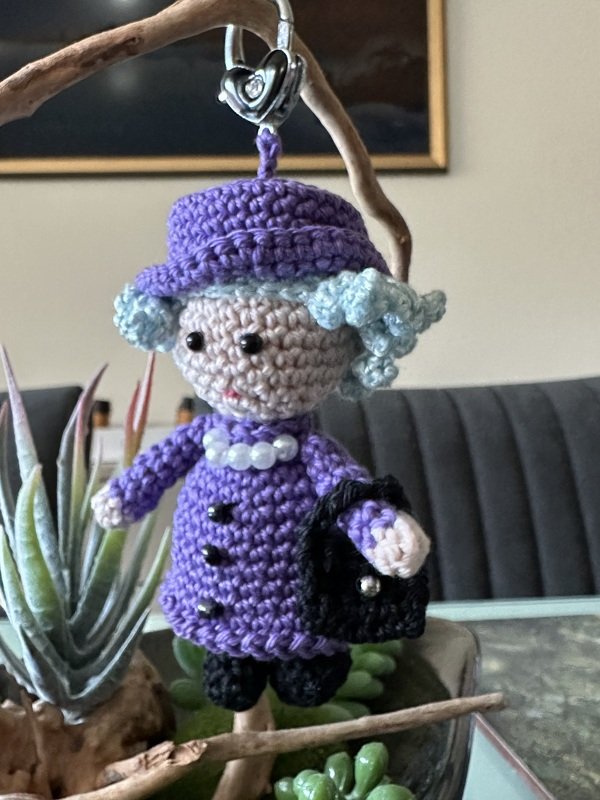 Queen England London Lilibet keychain Elizabeth