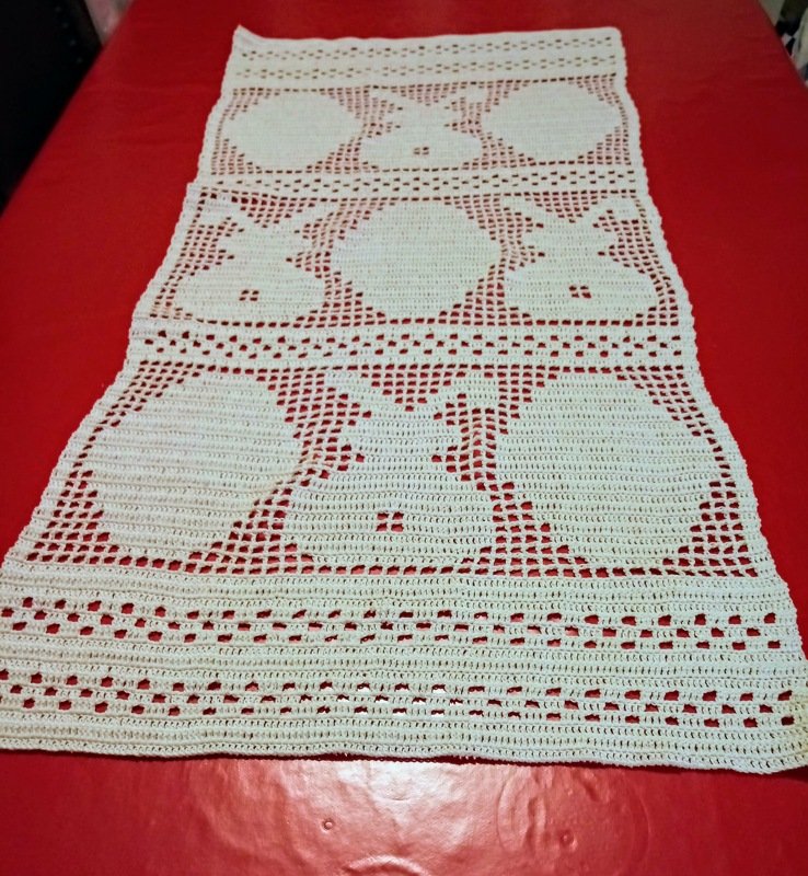 Häkelanleitung "Osterläufer"