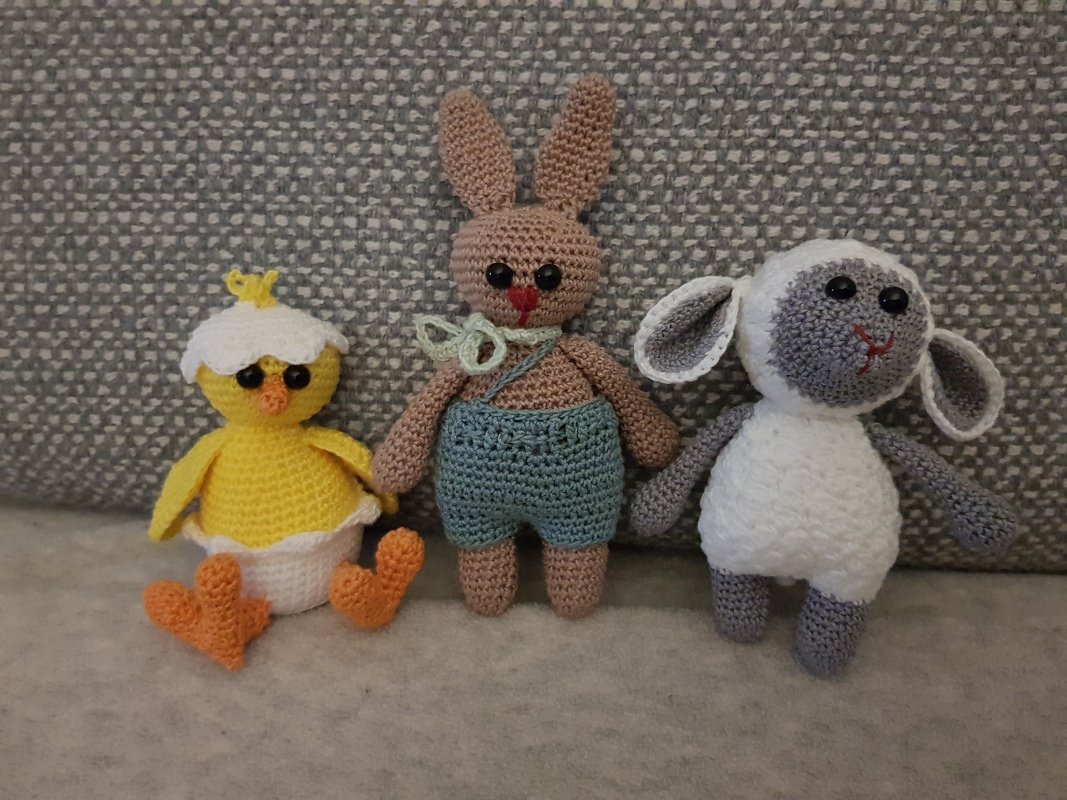 Häkelanleitung, kleine Osterfreunde