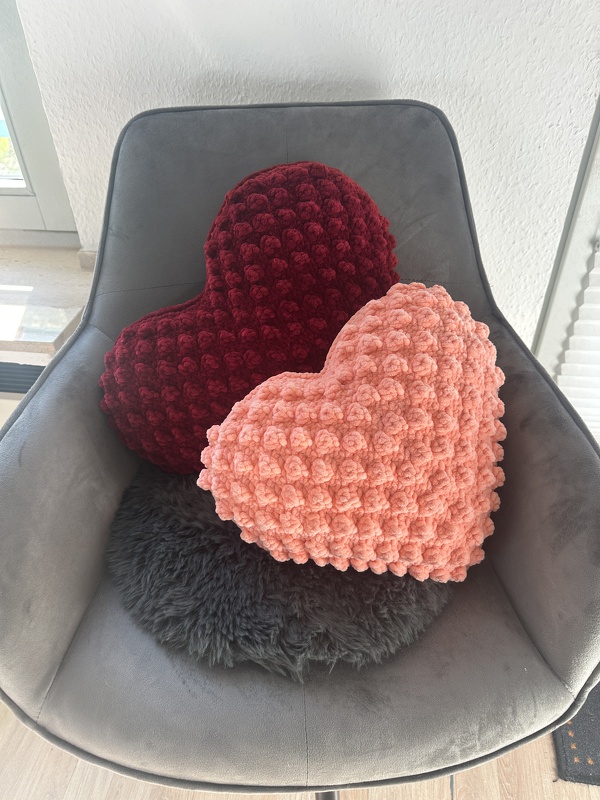 Crochet Pattern Heart Pillow + Bonus Graphic Kids Pillow
