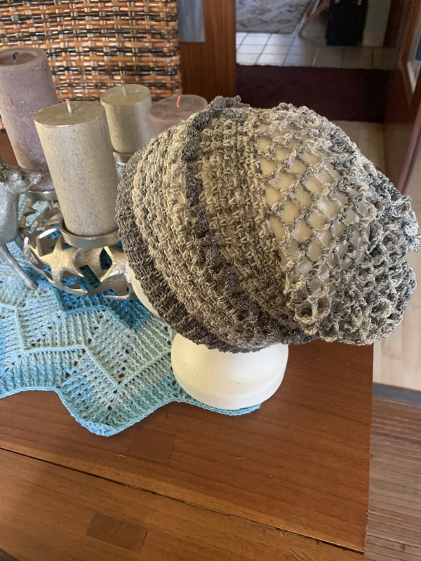 Sommer Beanie "KRONE"