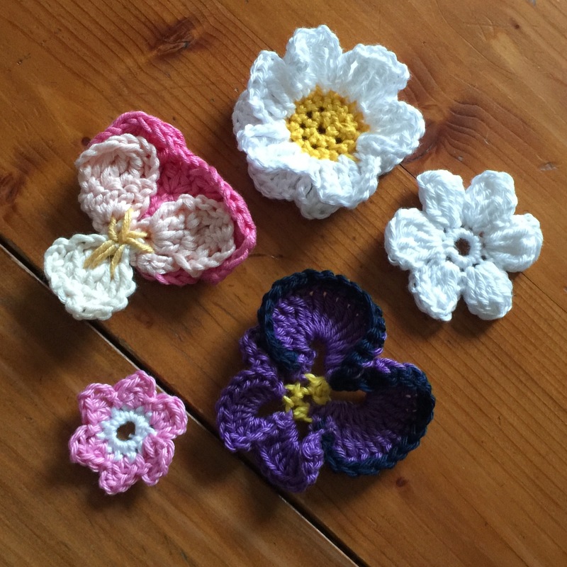 Stiefmütterchen Häkelanleitung | Kostenlos