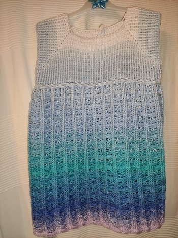 Größe 134/140, Lauflänge ca. 1900m, 4-fädig, Nadel 2