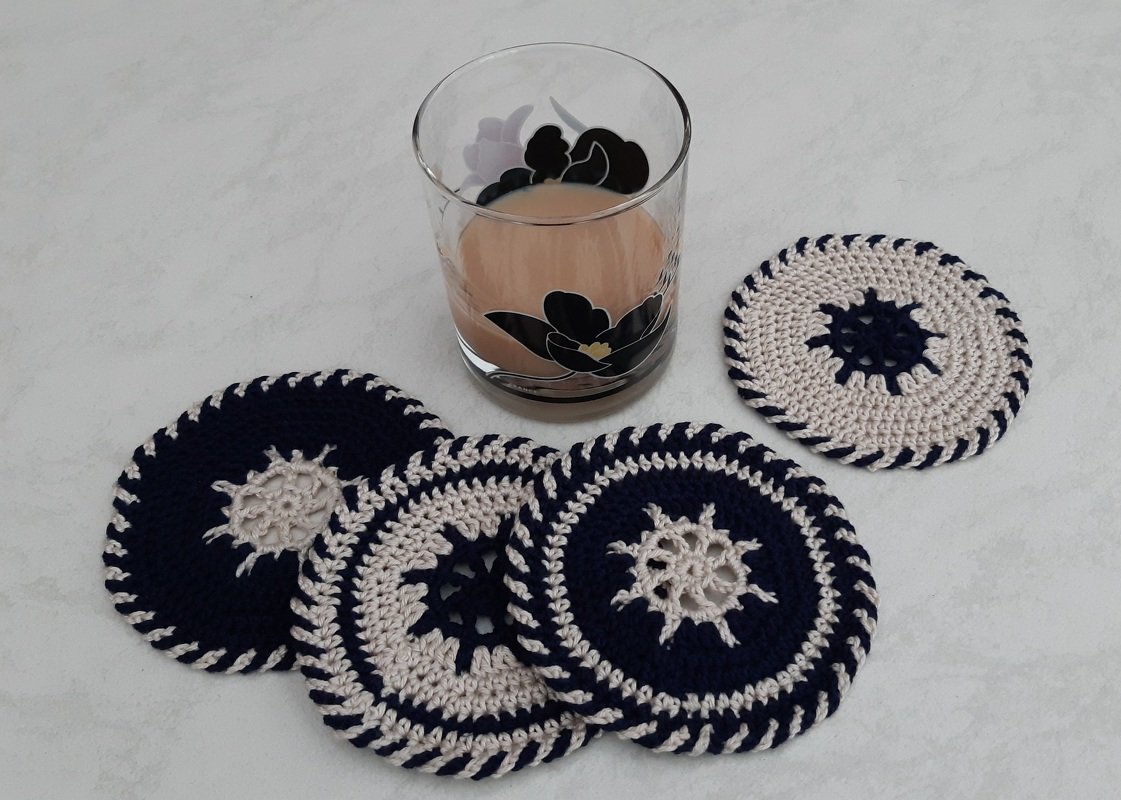 Häkelanleitung Untersetzer Steuerrad aus Wollresten