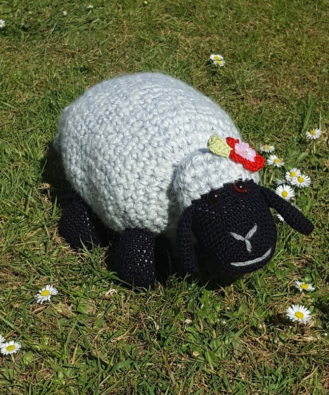 Wollschaf Henriette Häkelanleitung