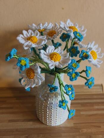 Es ist so toll gelungen, es hat großen Spaß gemacht es zu verschenken, danke für die schöne Anleitung. Lg