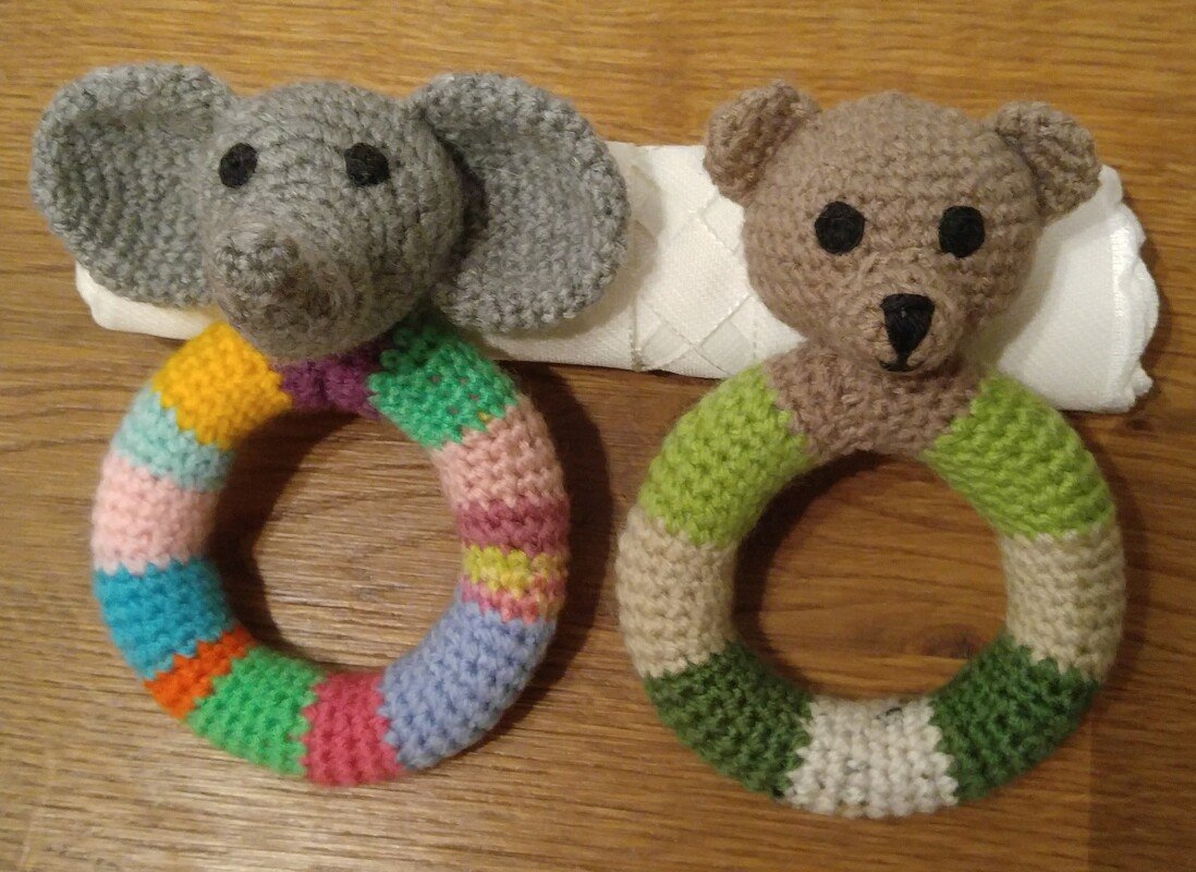 Anleitung Schnullerkette + Greifring Häkeln