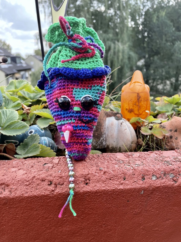 Häkelanleitung Schultütchen-mini (zum Befüllen, mit oder ohne Rechenkette)