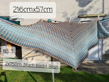 Klasse Ergebnis - war das flache Tuch - hatte am Anfang etwas gebraucht, da sich der Reihenanfang immer wieder ändert, aber als ich es raus hatte hats geklappt. - Das war das erste Tuch