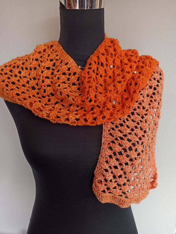 Proserpina - a ligth summer scarf