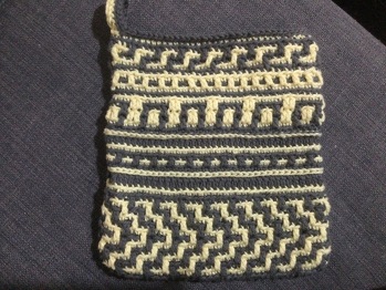 Oder für die Küche. Kann auch als Topflappen benutzt werden.