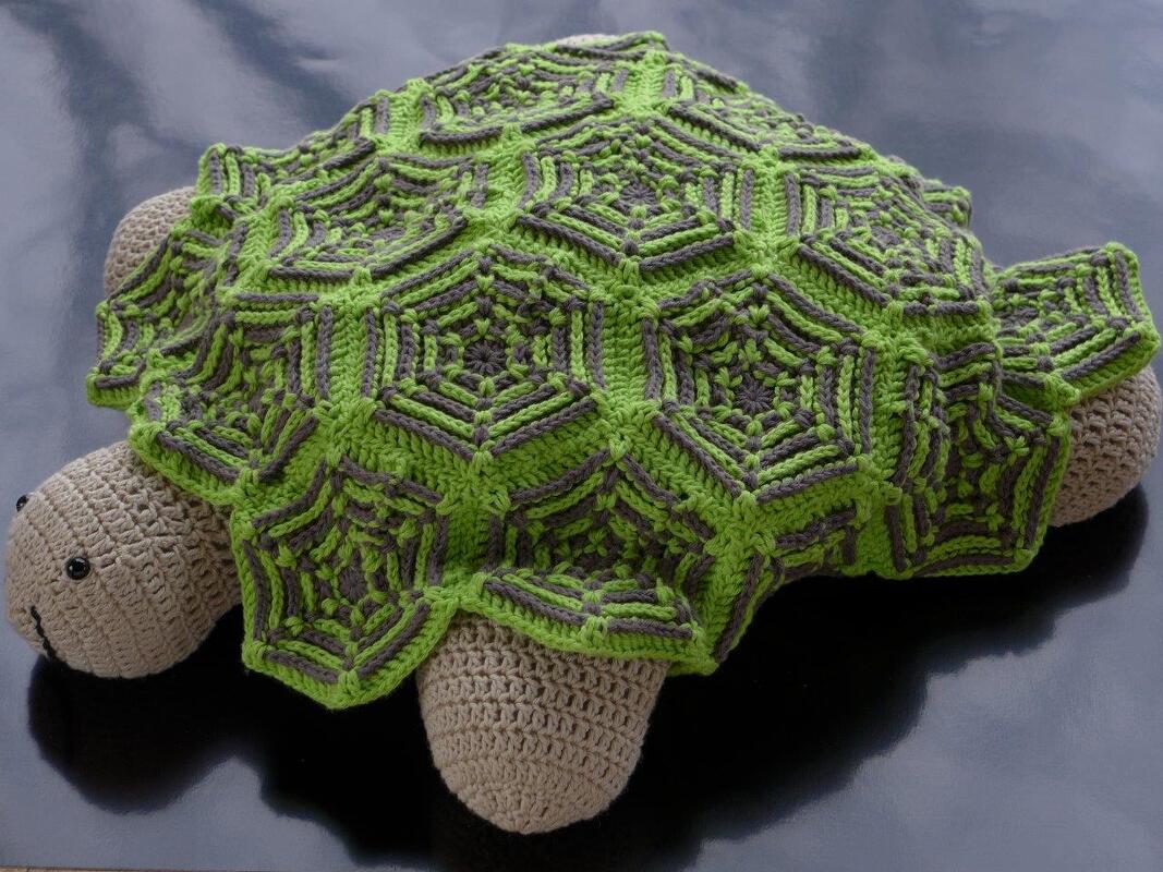 Lustige Tierkissen: Susi Schildkröte