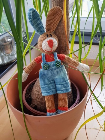 Tom, der Gärtner, hier zur Abwechslung mal in Jeans