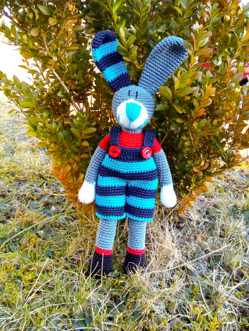 Mein Tom mit rotem Shirt :)