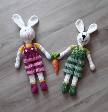 Ostern kann kommen. Die ersten beiden sind fertig. Die AL ist super, danke