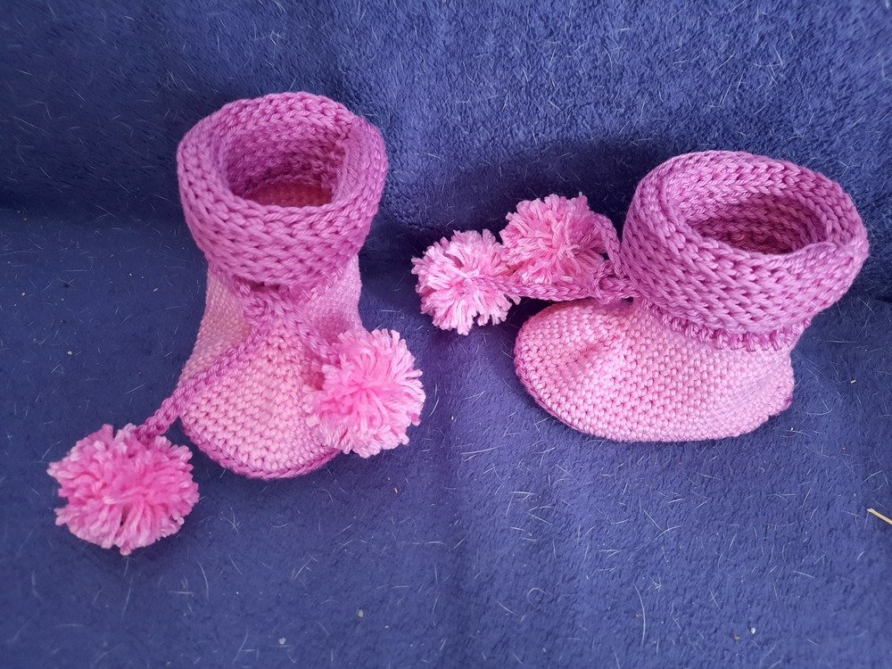 Baby shoes &quot;Boots&quot; en/de (size 0-12 m., knitted look)