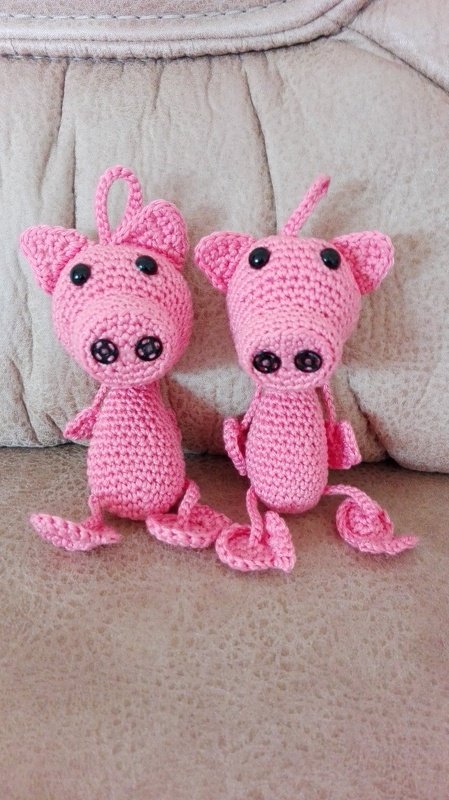 Kostenlose Häkelanleitung - Schwein Glücksbringer Baumler Anhänger FreE-Book