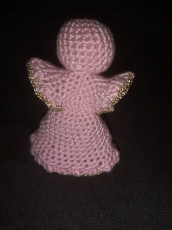 Wunderschöne Engel, es werden noch viele mit unterschiedlichen Verzierungen folgen.