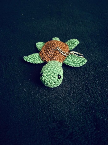 Die Anleitung ist leicht nachzuarbeiten. #schildkröte #schlüsselanhänger