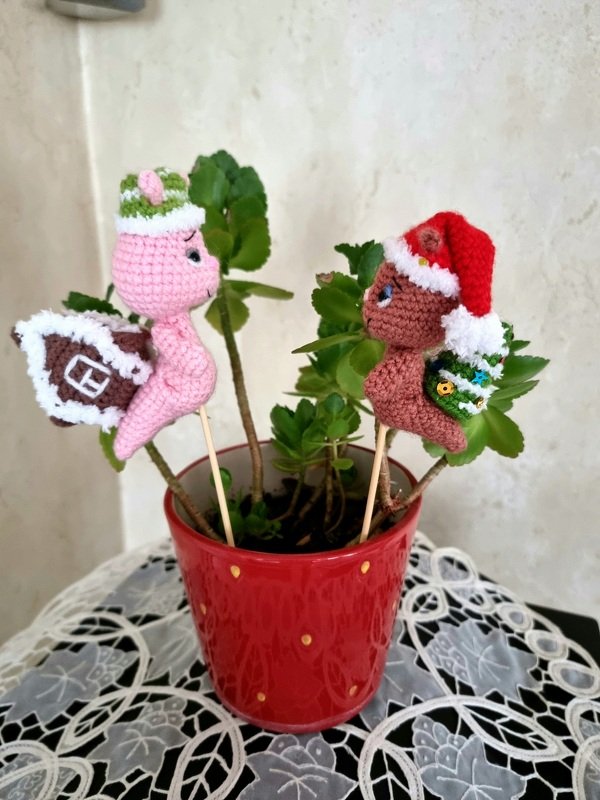 Weihnachten Schnecken. Weihnachtsmann und Elf