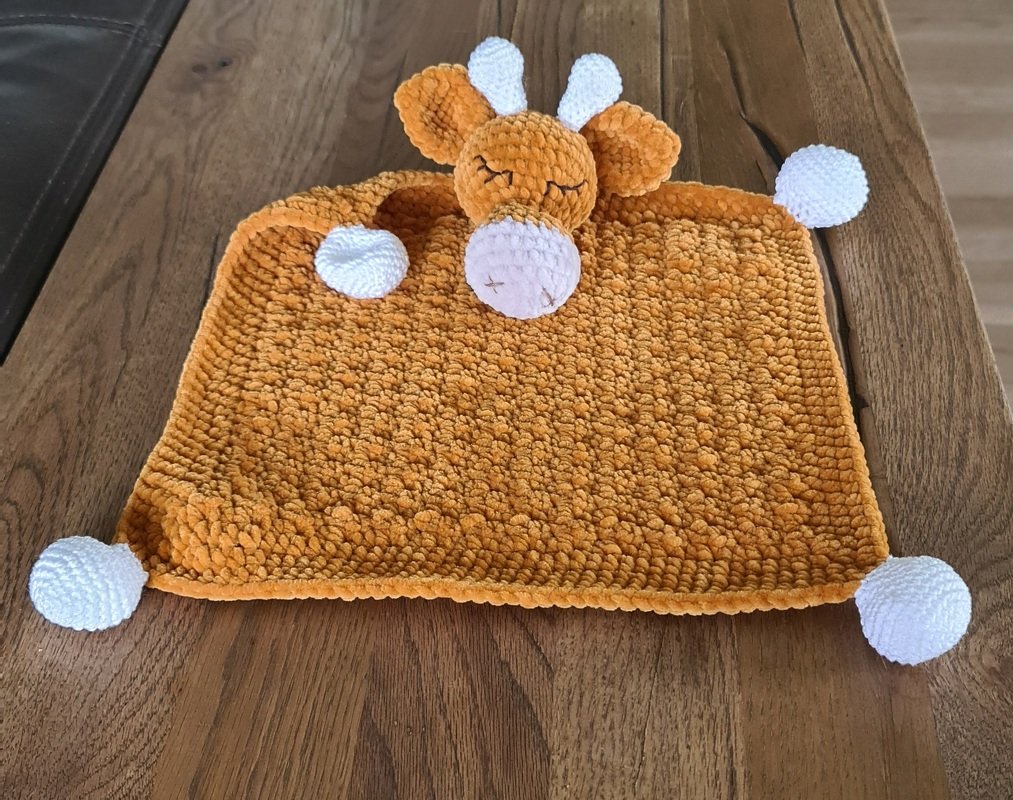Crochet Pattern - Comforter Giraffe (Cuddly Giraffe)