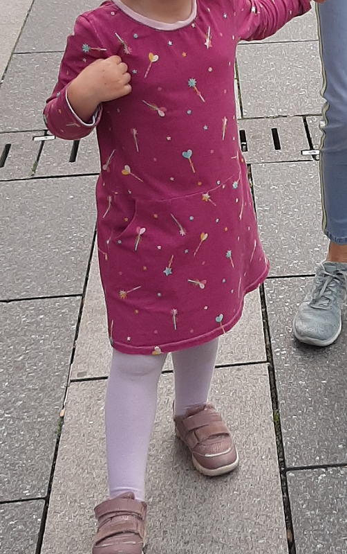 Fannie - Sweatkleid für Mädchen 86-152