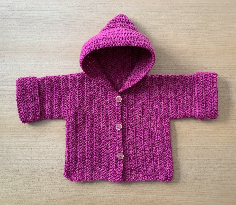 Babyjacke mit Kapuze