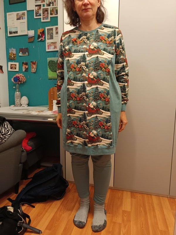 Hoodie/Kleid Sandy – PDF-Schnittmuster 32-54 | Kapuze oder Rundhals