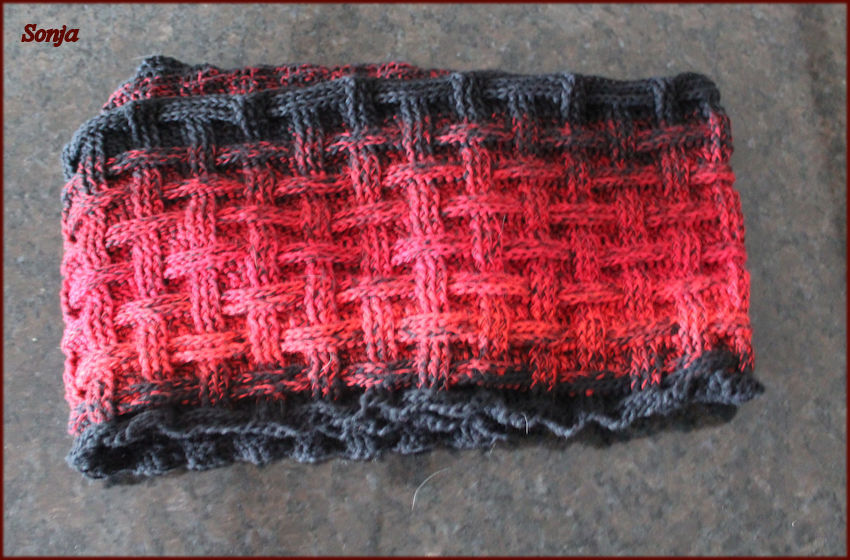 Crochet Pattern Loop Scarf "Helena"