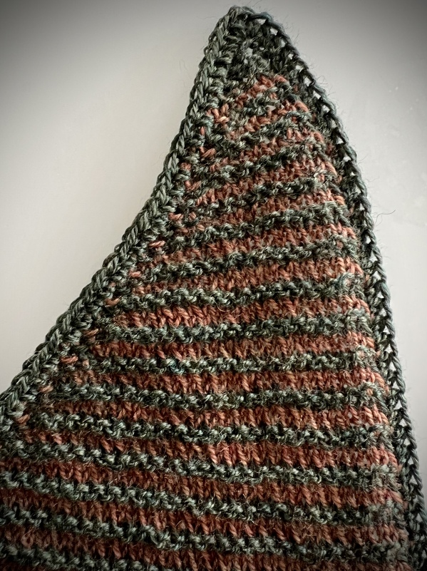 Owl, Shadow Knitting, Illusion Knitting, Motif Shawl