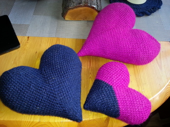 liegen bei mir im Fenster...