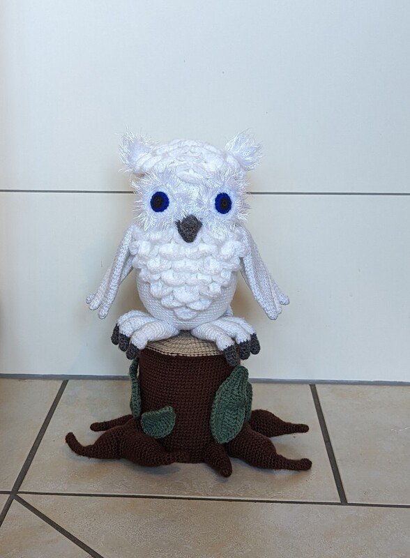 Crochet Pattern &quot;Snowoul Eureilia&quot;- glow in the dark