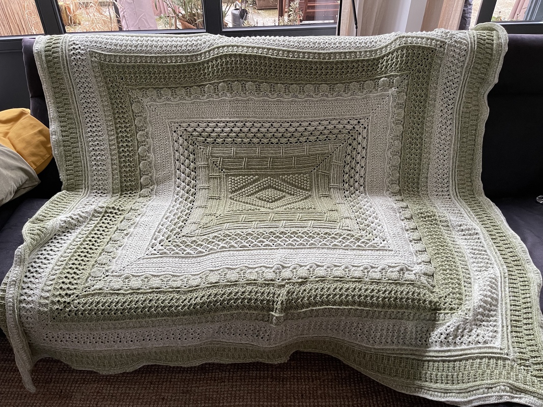 Crochet pattern Snuggle Up