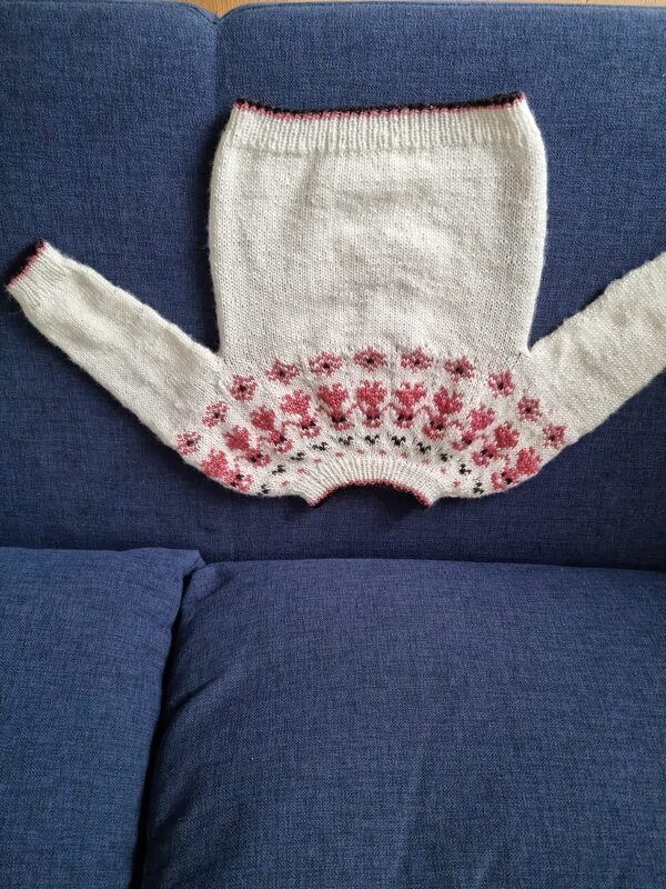 Babypullover stricken, mit Muster in den 2 Gr. 68/74 u. 80/86