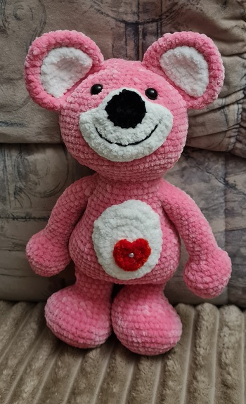 Bärchen Valentin.....mein erstes Bärchen....super tolle Anleitung , alles wird genau erklärt, kann ich nur empfehlen und ich würde es wieder kaufen