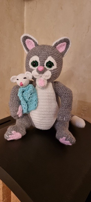 Kater Felix mit Schnuffeltuch - Amigurumi Häkelanleitung