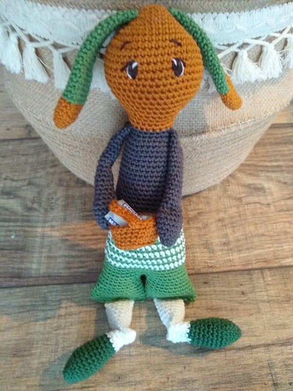 Häkelanleitung - 'Mümmelchen' Schlenkerhase für kleine Babyhände