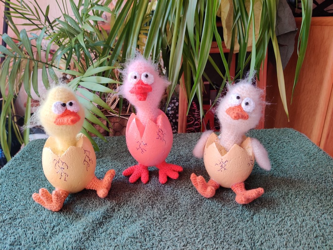 neue Glupschis "der Schlüpftag" lustige bunte Deko