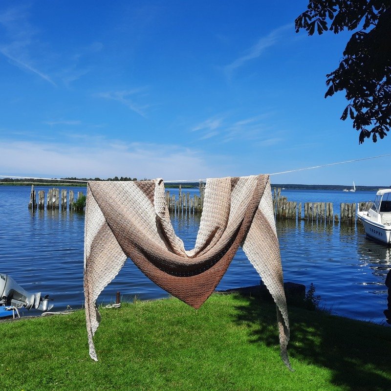 Muschelreigen - chilliges flaches Dreieckstuch *anfängertauglich*